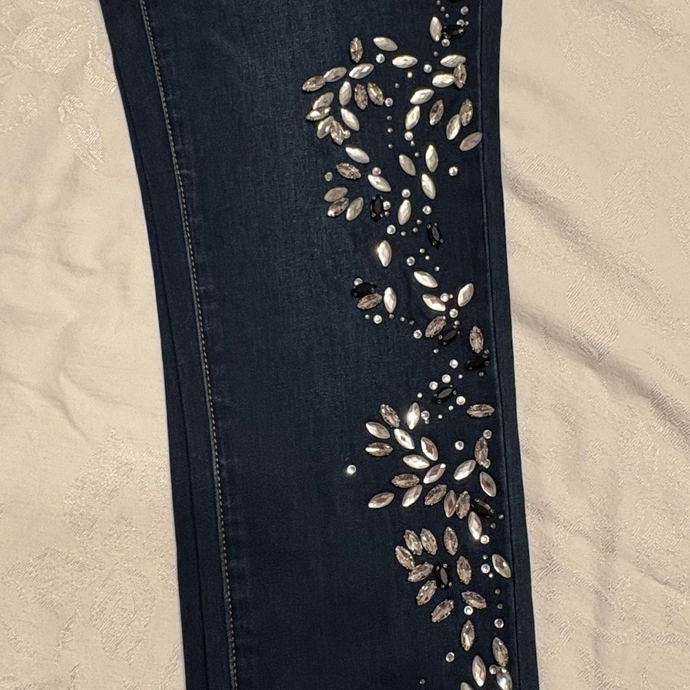 D2 by Diane Gilman Rhinestone Embellished Jeans Dark Wash Petite 10P Stretch - Picture 4 of 7